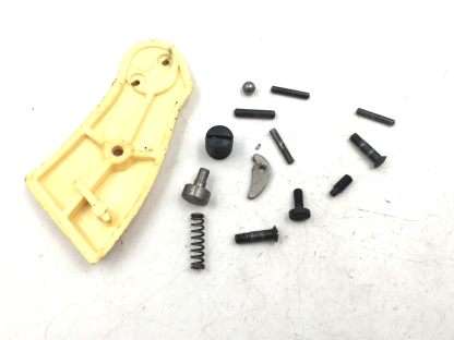 Rohm Rohm-10 .22 Short, Revolver Parts: Right Grip, Lever, Pins, Springs - Image 3