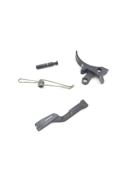 Ruger New Model Super Blackhawk 44mag, revolver parts, trigger, pivot pin, spring, and transfer bar - Image 2