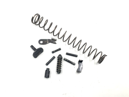 Hungarian PA-6 9 x 18, Pistol Parts: Recoil Spring, Hammer Pin, Plunger, Lever - Image 3