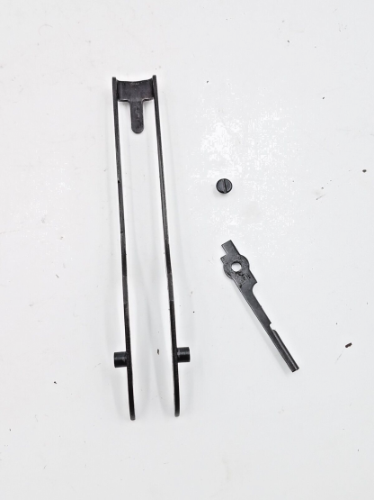 Mossberg 500 20-ga Shotgun Parts: Elevator, Ejector, Screw - Image 3