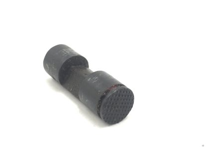 Beretta 71 .22LR, Pistol Parts: Mag Release - Image 4