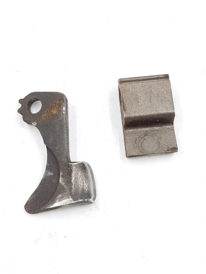 Harrington & Richardson Topper 158 20-ga 2 3/4 Mod Shotgun Parts: Barrel Catch & Release Lever - Image 2