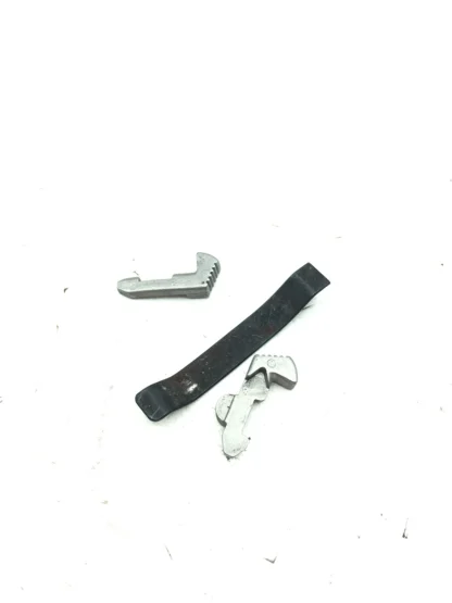 Ruger P95 9mm, Pistol parts, Mag latches, Spring - Image 3