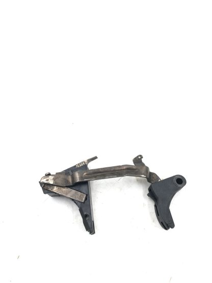 Glock 27 Gen 4 40s&w, pistol parts, trigger, bar, and housing - Image 2