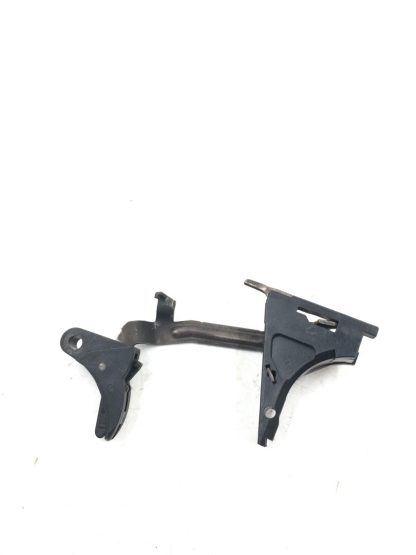 Glock 27 Gen 4 40s&w, pistol parts, trigger, bar, and housing - Image 7