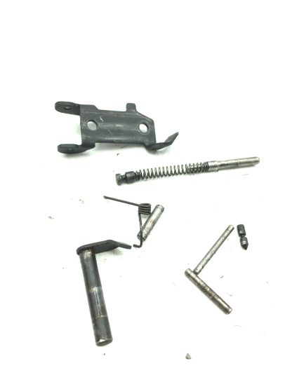 Ruger P85 9mm, Pistol parts, Ejector, Pins, Lever - Image 4