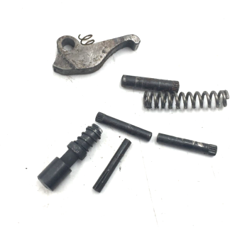 Harrington & Richardson 666 .22 Magnum, Revolver Parts: Center Pin Catch, Lever