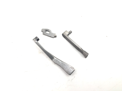 Ruger Super Redhawk .44 Magnum, Revolver Part: Pawl, Transfer Bar, Plunger - Image 2