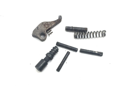 Harrington & Richardson 666 .22 Magnum, Revolver Parts: Center Pin Catch, Lever - Image 2