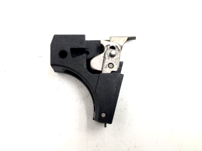 Smith & Wesson SW40F .40 S&W, Pistol Parts: Housing with Ejector - Image 3