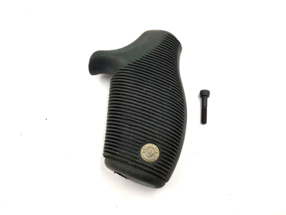Taurus 627 .357 Magnum, Revolver Parts: Grip, Screw - Image 3