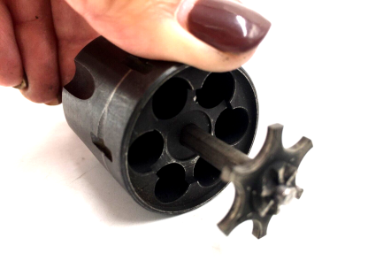 Harrington & Richardson 732 .32 S&W, Long Revolver Parts: Cylinder, Crane - Image 4