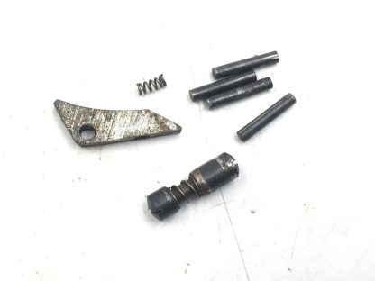 FIE Titanic .32S&W Long, Revolver Parts: Base Pin Catch, Lever, Pins, Springs - Image 2